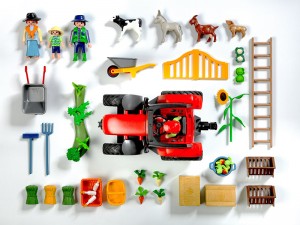 https://alainpierot.com:443/files/gimgs/th-8_playmobil.jpg